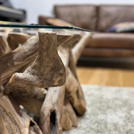 Tranquil Retreat Spacious 4-bedroom Family * Лідс